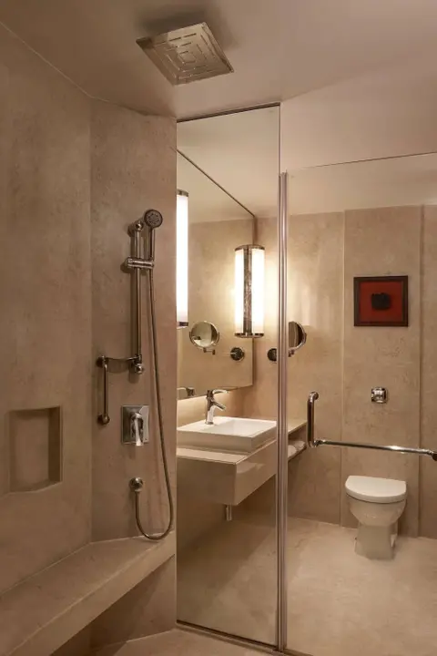 Мумбаи: Courtyard by Marriott Mumbai International Airport