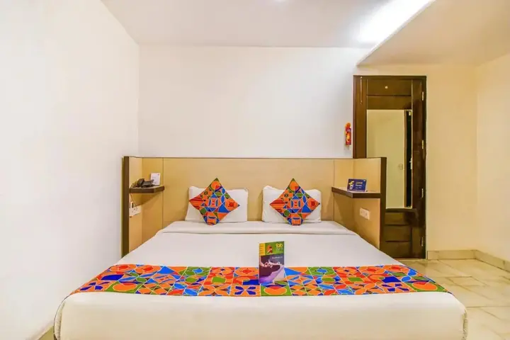 Нью-Дели: Fabhotel White Klove