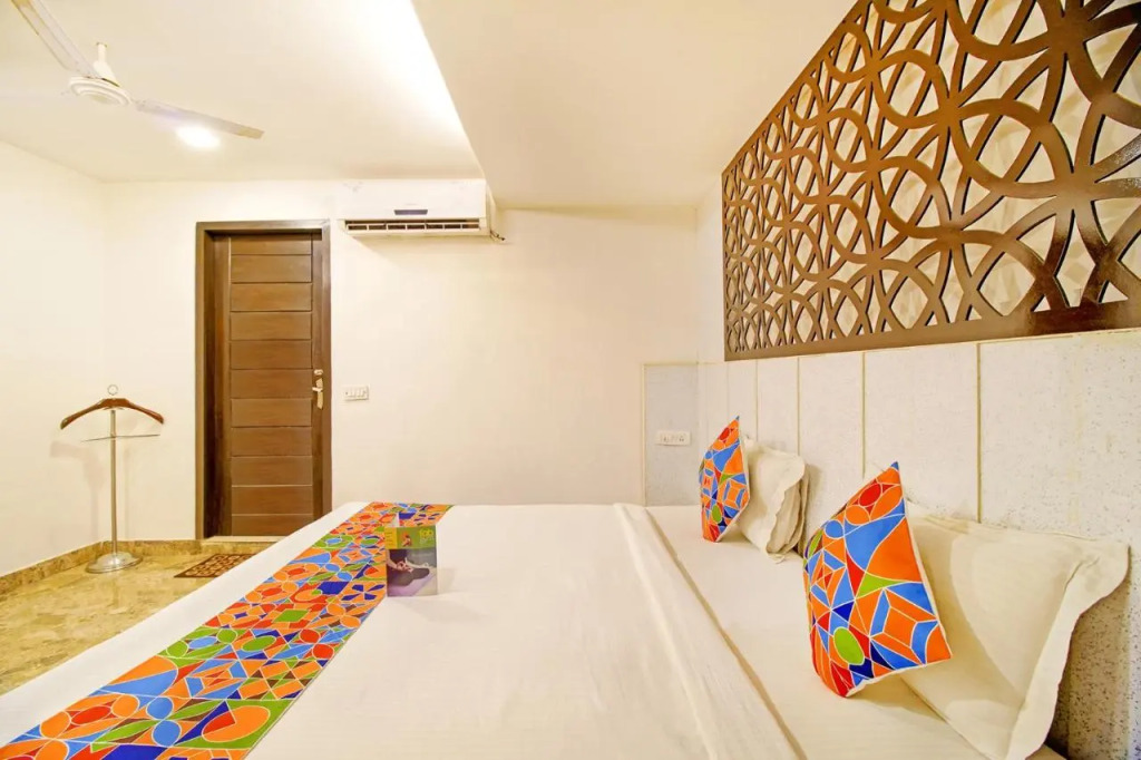 Нью-Дели: Fabhotel White Klove