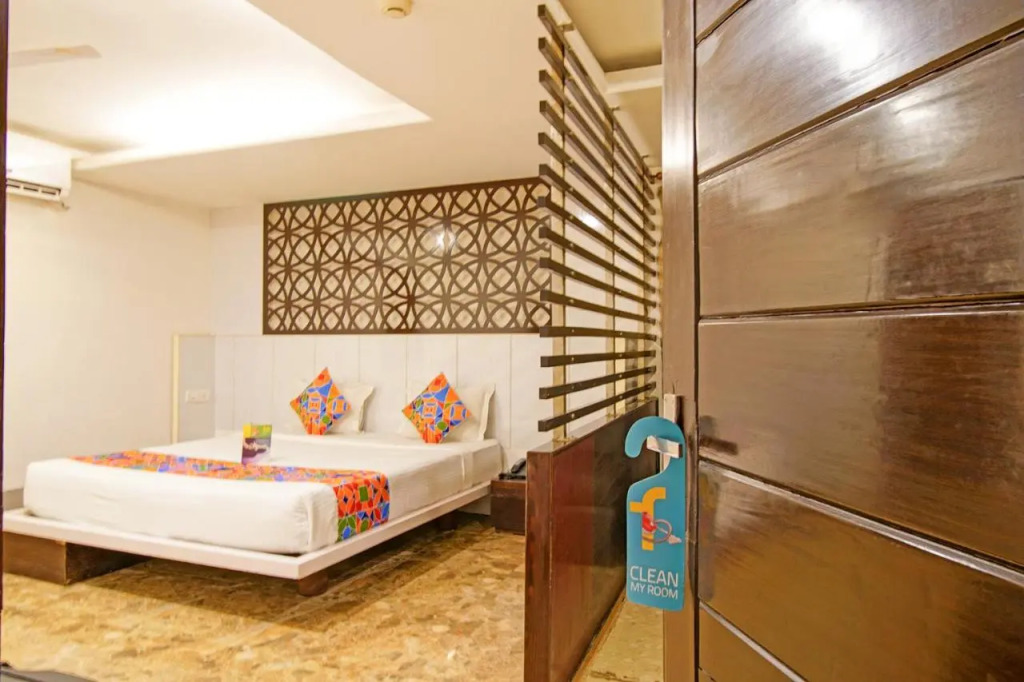 Нью-Дели: Fabhotel White Klove