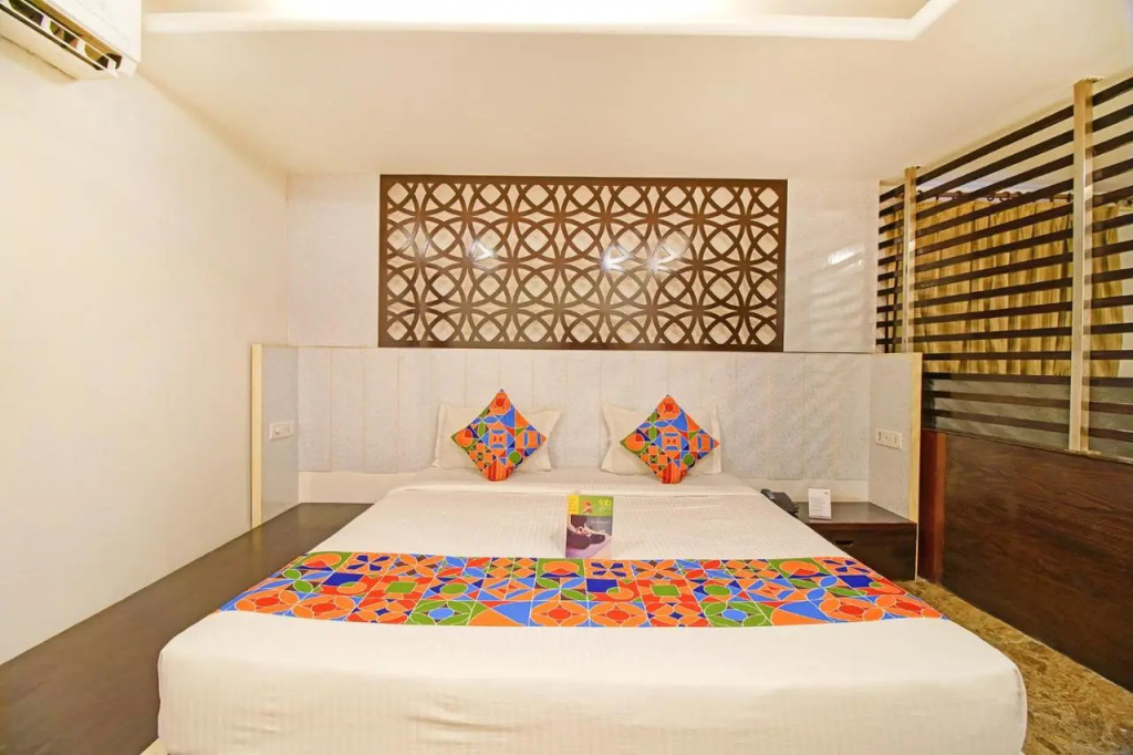 Нью-Дели: Fabhotel White Klove