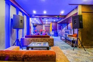 Нью-Дели: Fabhotel White Klove