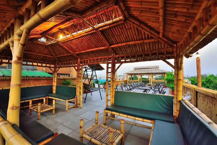 Нью-Дели: OYO 9761 Hotel Clark Heights