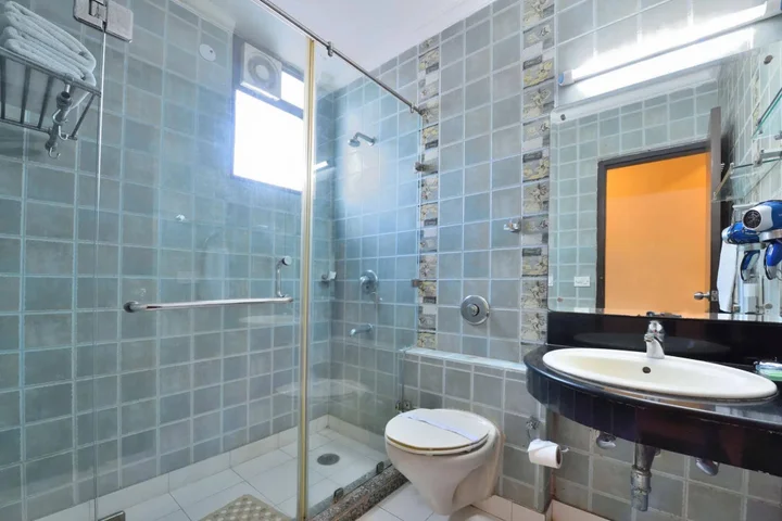 Нью-Дели: OYO 9761 Hotel Clark Heights