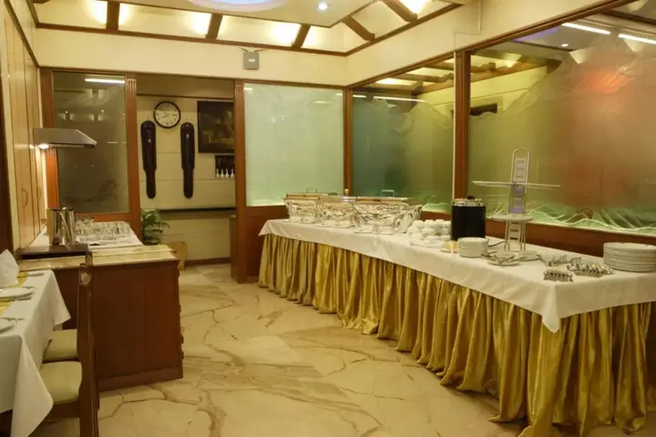 Мумбаи: Hotel Regal Enclave