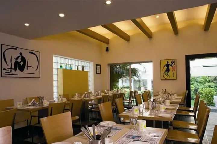 Гуруграм: Lemon Tree Hotel, Udyog Vihar, Gurugram