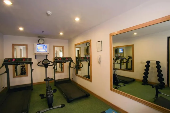 Гуруграм: Lemon Tree Hotel, Udyog Vihar, Gurugram