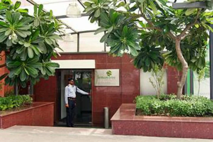Газиабад: Lemon Tree Hotel, East Delhi Mall, Kaushambi