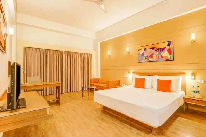 Газиабад: Lemon Tree Hotel, East Delhi Mall, Kaushambi