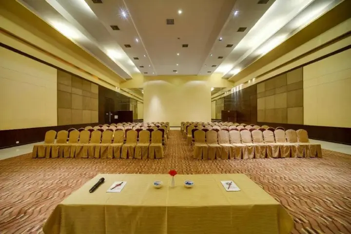 Хосур: Ramee Guestline Hotel Bangalore