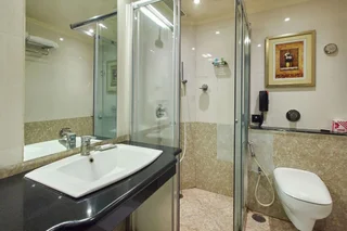 Хидерабад: Royalton Hyderabad