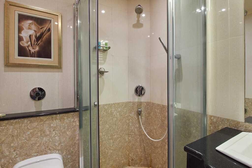 Хидерабад: Royalton Hyderabad