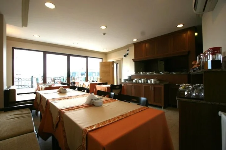 Мумбаи: Peninsula Grand Hotel