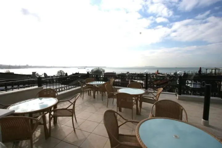 Мумбаи: Peninsula Grand Hotel
