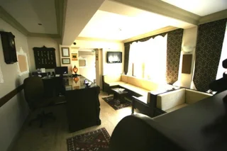 Мумбаи: Peninsula Grand Hotel