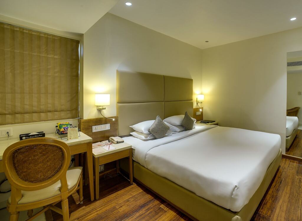 Ramee Guestline Hotel Khar — фото 3