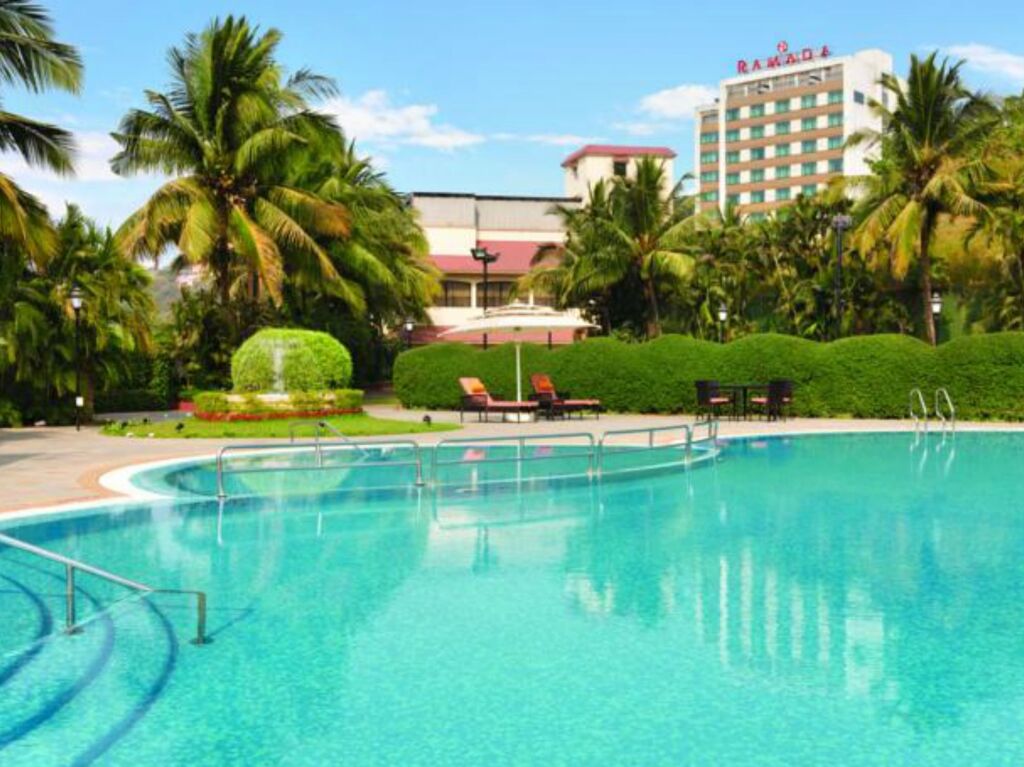 Мумбаи: Ramada Powai Hotel & Convention Centre