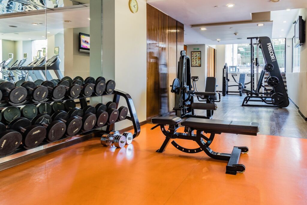 Мумбаи: Ramada Powai Hotel & Convention Centre