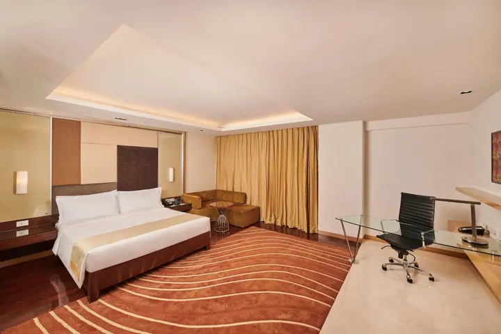Мумбаи: Holiday Inn Mumbai International Airport by IHG