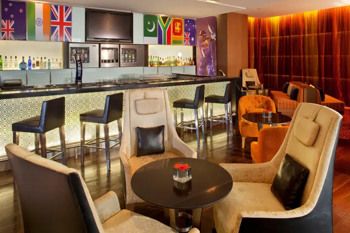 Мумбаи: Holiday Inn Mumbai International Airport by IHG