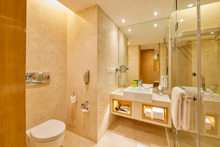 Мумбаи: Holiday Inn Mumbai International Airport by IHG