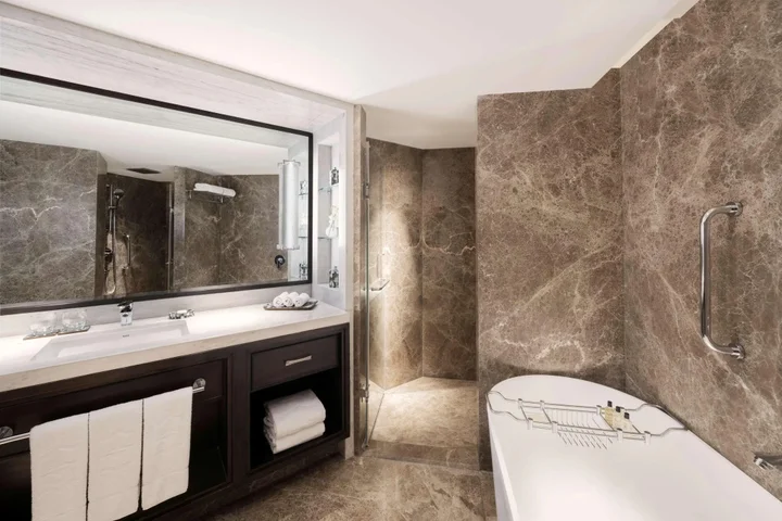 Нью-Дели: Shangri-La Eros, New Delhi