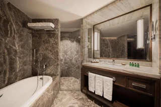 Нью-Дели: Shangri-La Eros, New Delhi