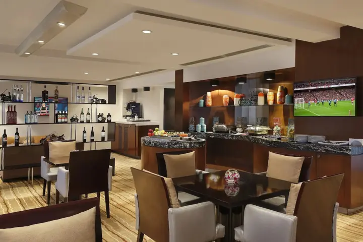 Мумбаи: Novotel Mumbai Juhu Beach Hotel