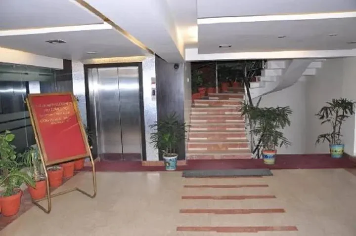 Нью-Дели: Hotel Daanish