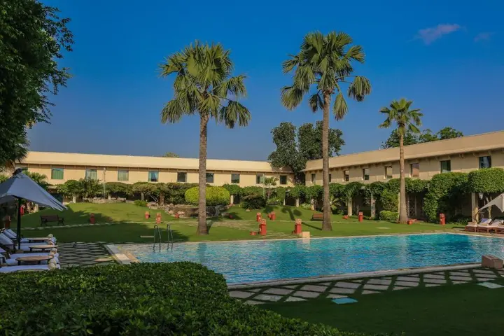 Агра: Trident, Agra