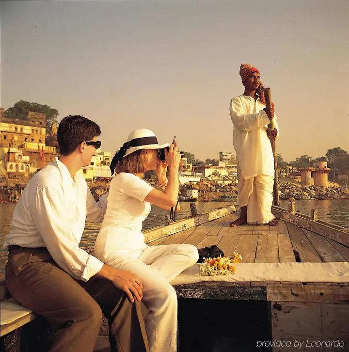 Варанаси: Taj Ganges, Varanasi