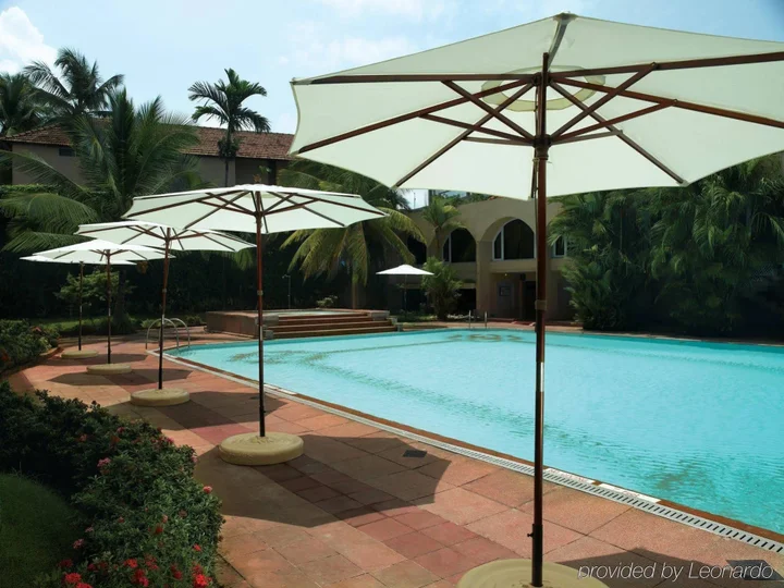 Кондотти: The Gateway Hotel Beach Road Calicut