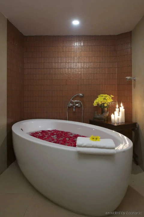 Кондотти: The Gateway Hotel Beach Road Calicut