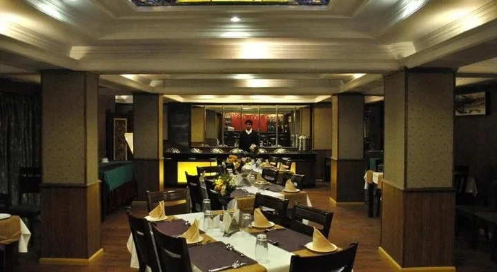 Дарджилинг: Hotel Mohit