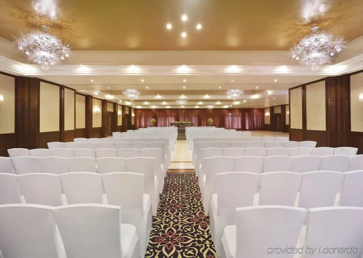 Сурат: Surat Marriott Hotel