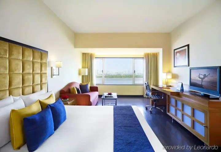 Сурат: Surat Marriott Hotel