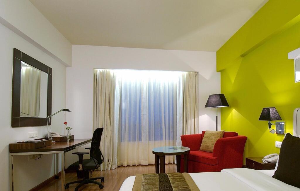 Виджаявада: Vivanta Vijayawada, MG Road