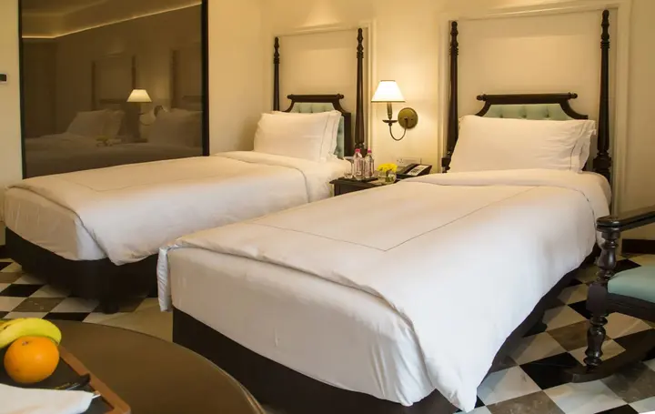 Колката: Taj Bengal