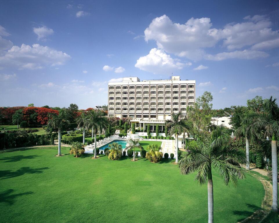 Агра: Tajview,Agra-IHCL SeleQtions