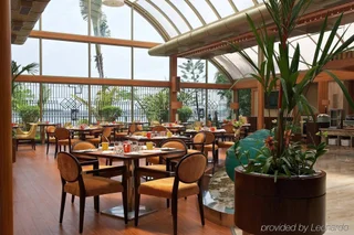 Коччи: Vivanta Ernakulam, Marine Drive