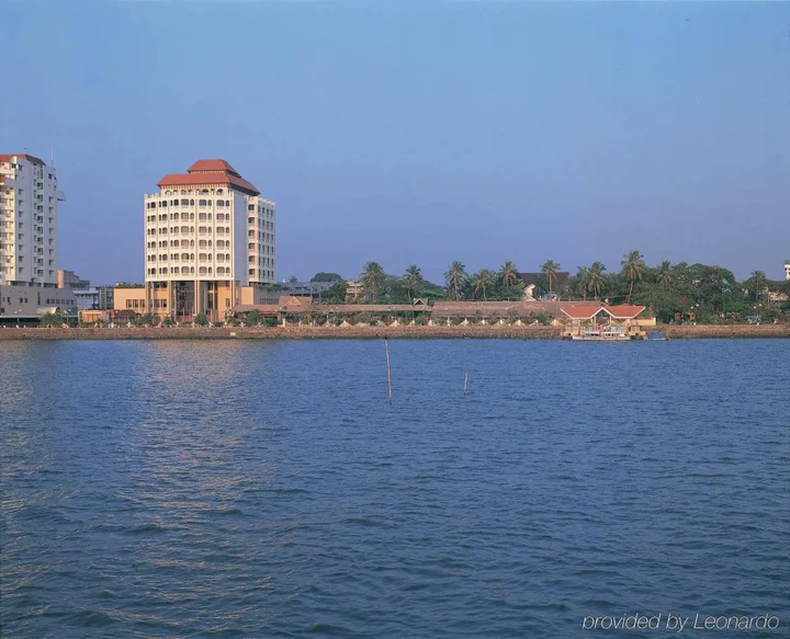 Коччи: Vivanta Ernakulam, Marine Drive