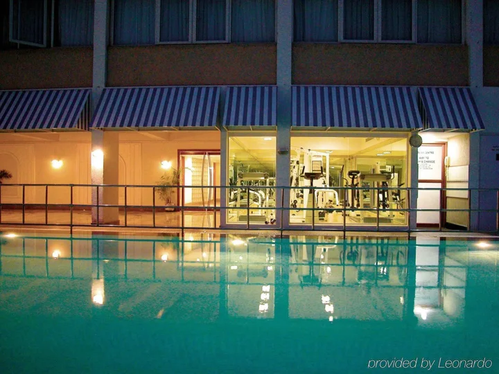 Бангалор: Vivanta Bengaluru Residency Road