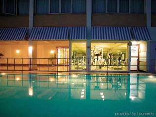 Бангалор: Vivanta Bengaluru Residency Road