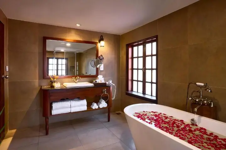 Кумараком: Taj Kumarakom Resort & Spa, Kerala