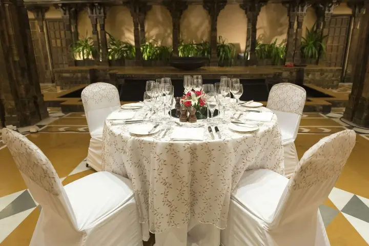 Колката: The Oberoi Grand Kolkata Hotel
