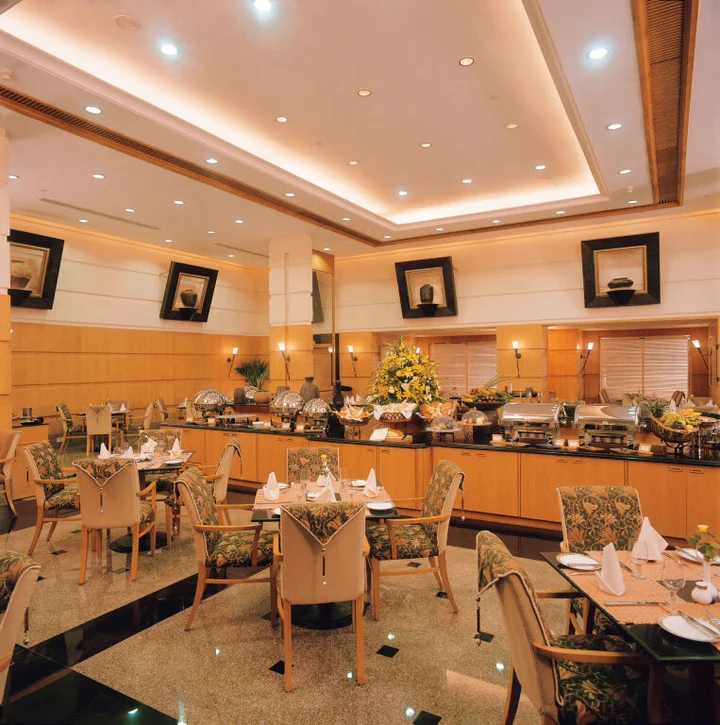 Коччи: The Fern Kochi, Series by Marriott