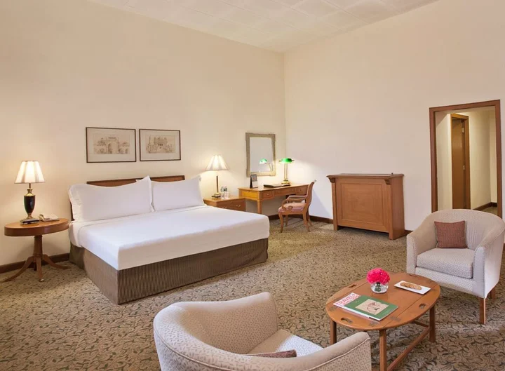 Нью-Дели: Maidens Hotel