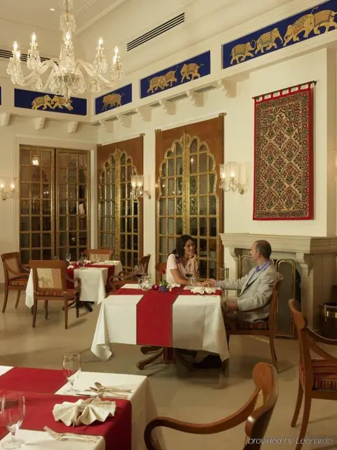 Джайпур: The Oberoi Rajvilas