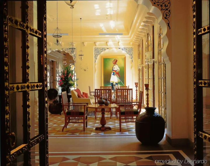 Джайпур: The Oberoi Rajvilas