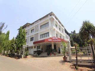 Лонавала: Hotel Hari International